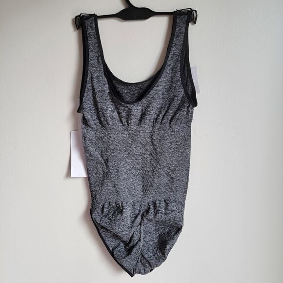 Bebe Bodysuit Size 1X New w Tags - Picture 6 of 7